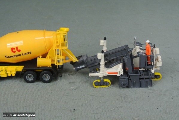 wirtgen sp 15 slipform paver – auger 维特根sp15侧铺式滑模摊铺机