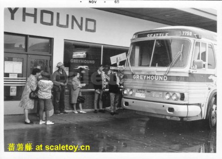 Greyhound Depot, Fall 1965