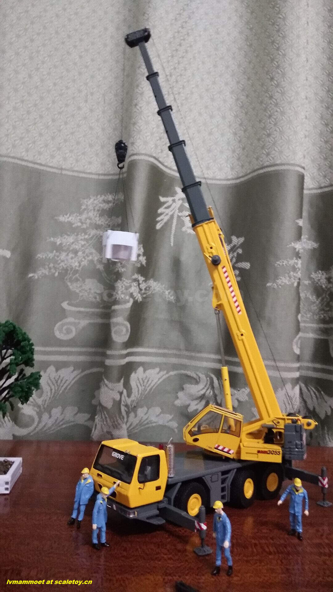 [TWH] GROVE GMK 3055