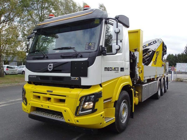 ht-VOLVO-8X4 PALFINGER-002