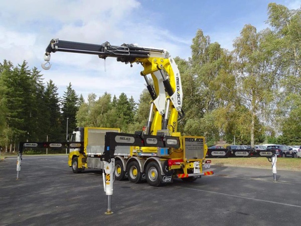 ht-VOLVO-8X4 PALFINGER-004