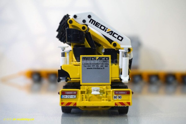 ht-VOLVO-8X4 PALFINGER-010