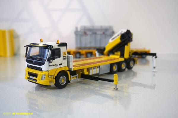 ht-VOLVO-8X4 PALFINGER-015