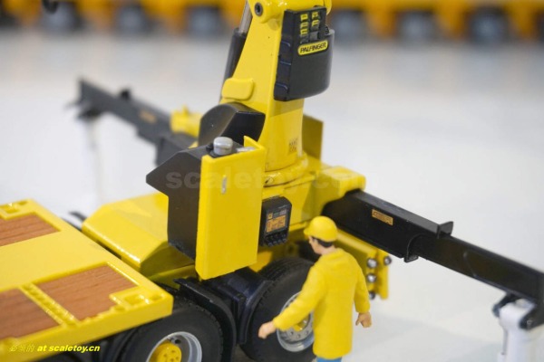 ht-VOLVO-8X4 PALFINGER-017