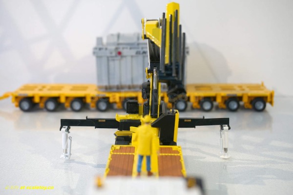 ht-VOLVO-8X4 PALFINGER-018