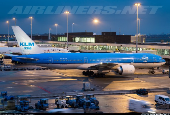 ph-bqf 荷兰皇家航空公司 波音777-200 1/500比例