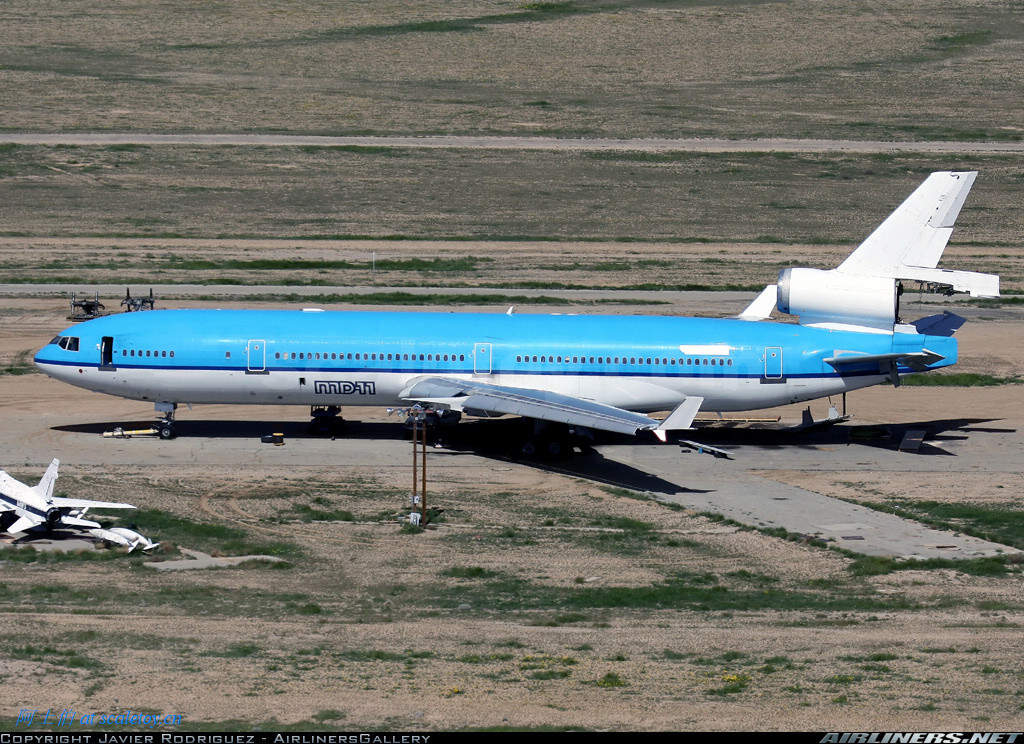 ph-kcd"farewell 荷兰皇家航空 麦道md-11"告别"飞机模型 1/500