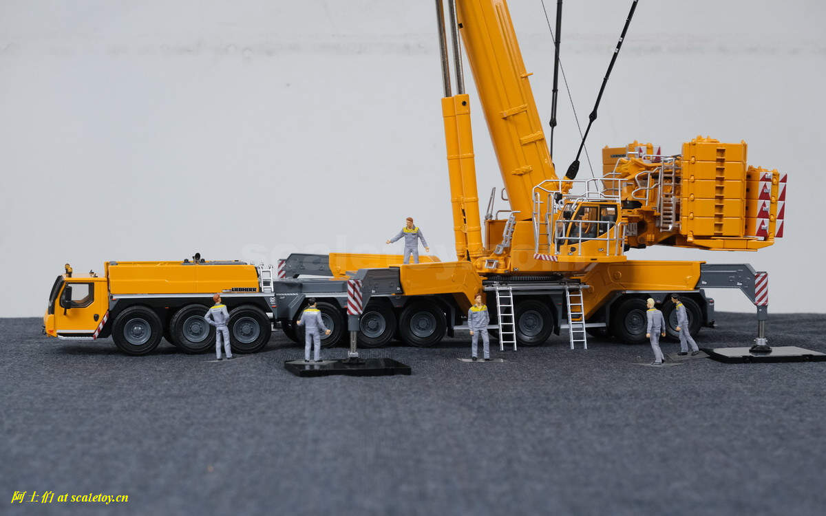 1 mobile crane 利勃海尔ltm1750起重机模型