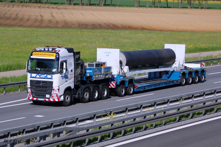 91-PT-30 (P)  Volvo FH 16-750 von LASO Transportes aus 3800-533