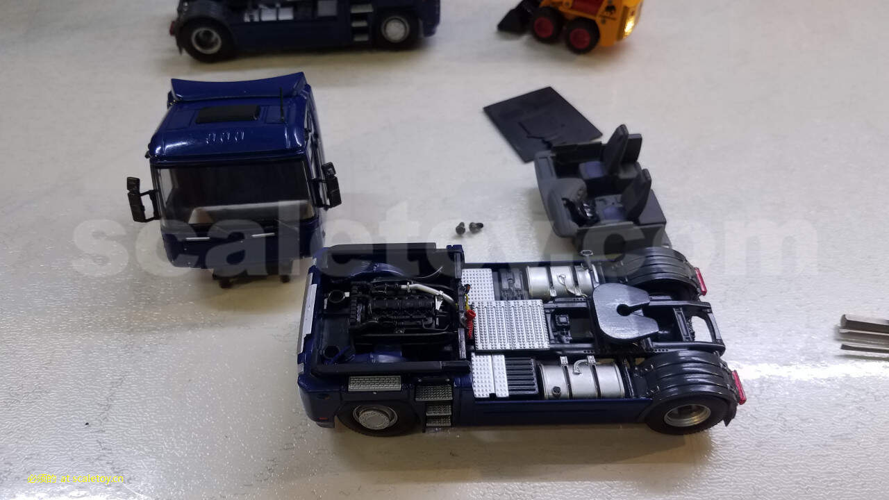 ht-renaultgt-MED-025