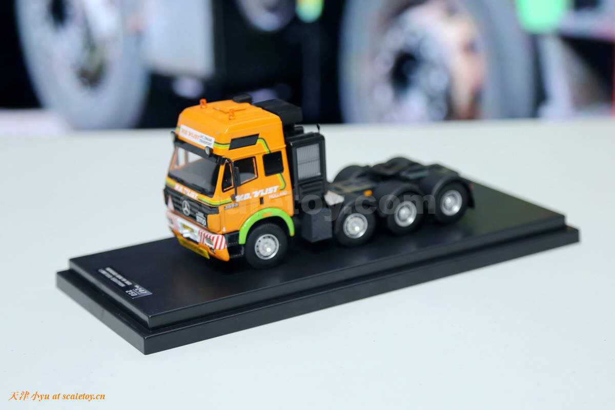 [IMC] Mercedes Benz SK3553 8×4 (Van der vlist livery)