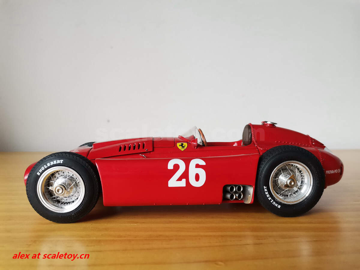 CMC 1/18 Ferrari D50, 1956 GP Italy (Monza) #26 Collins/Fangio