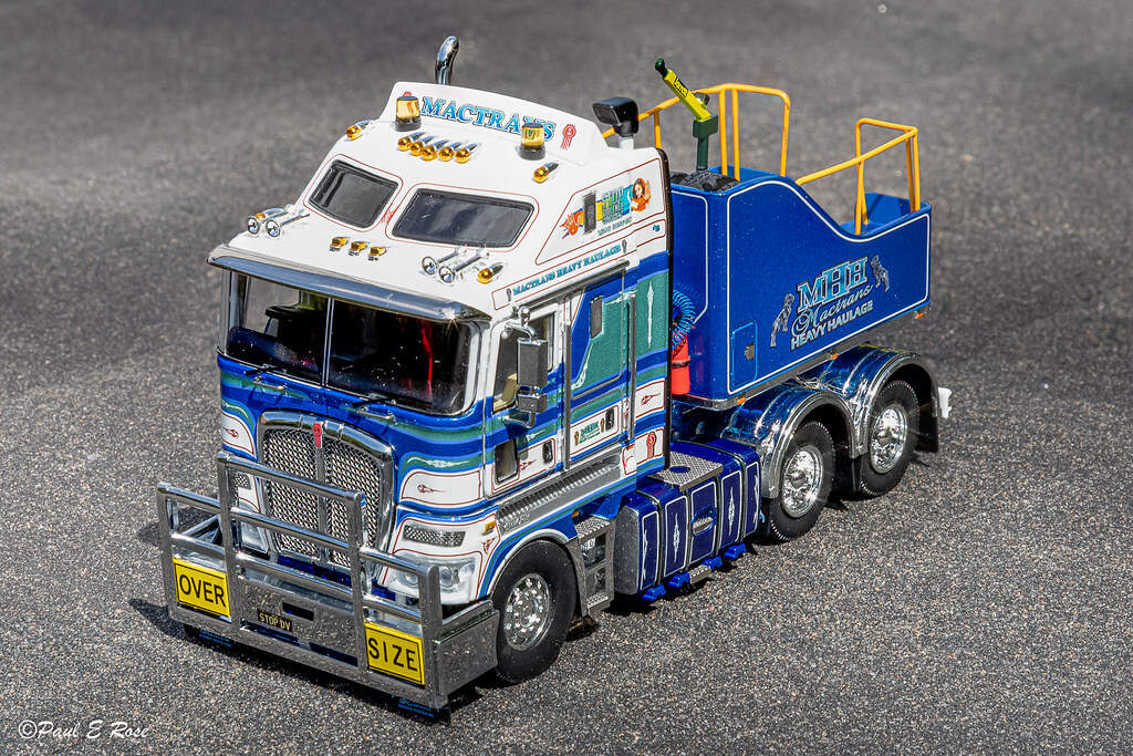 MacTrans ballast box on the KW K200 2.3m truck