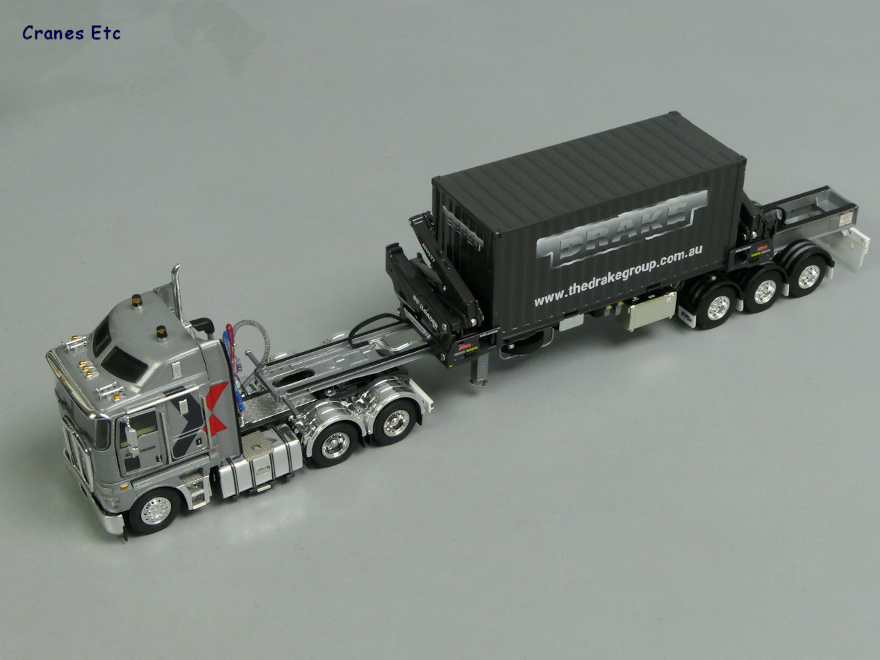 [Drake Collectibles] Kenworth K200 + BoxLoader Trailer