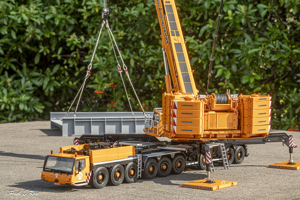 [WSI] LIEBHERR LTM1750 – Johnson and Young