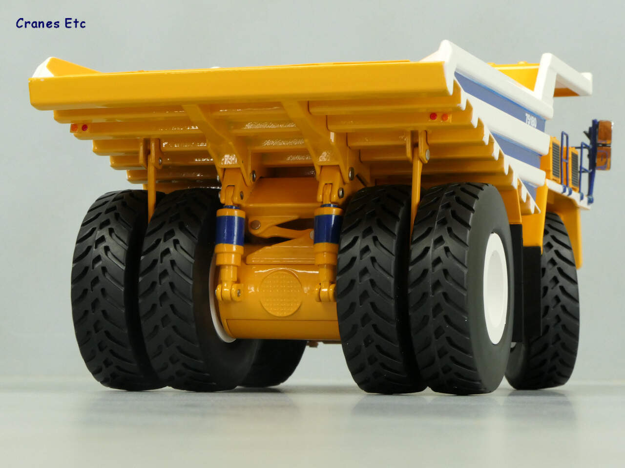 belaz 75180 mining dump truck