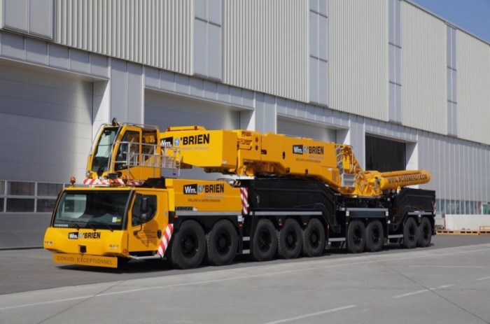 马路随拍:混凝土浇注