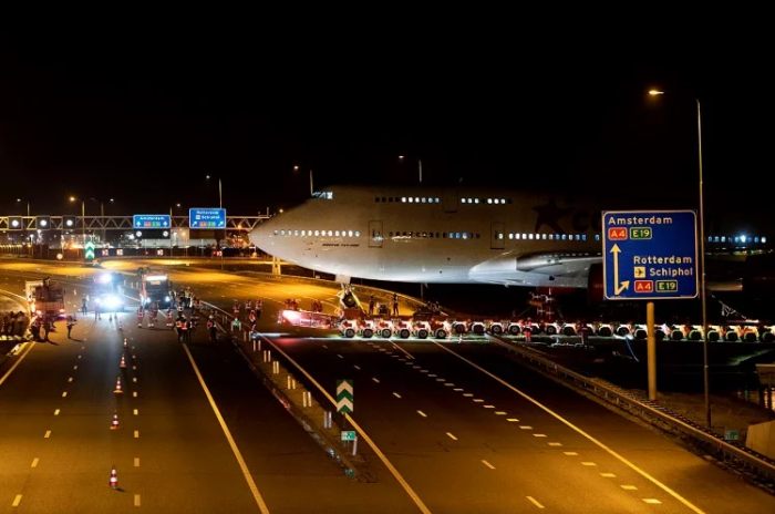 荷兰：退役波音747的MAMMOET之旅